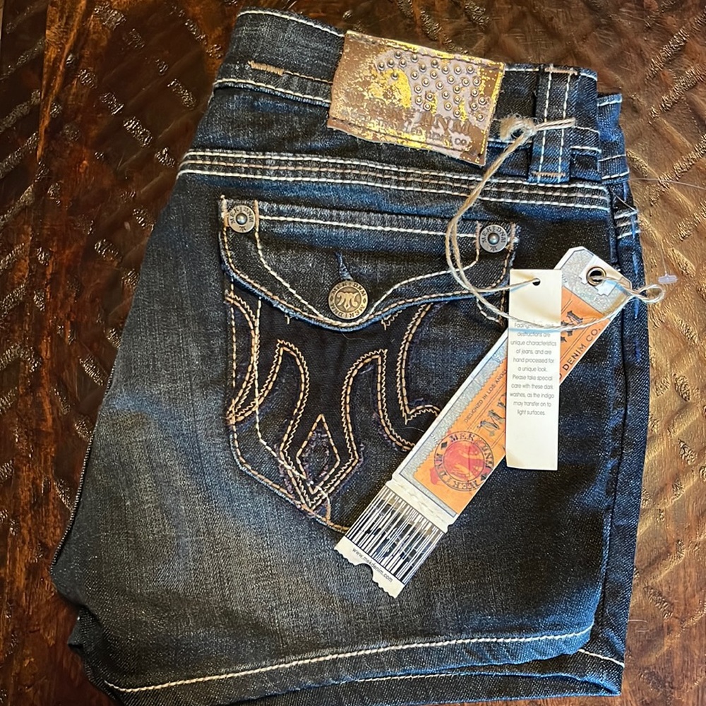 BNWT - MEK Denim “Natal” shorts - Size 30